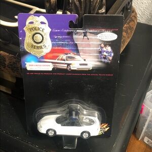 Champs White Die-Cast Police Car with Blue Light